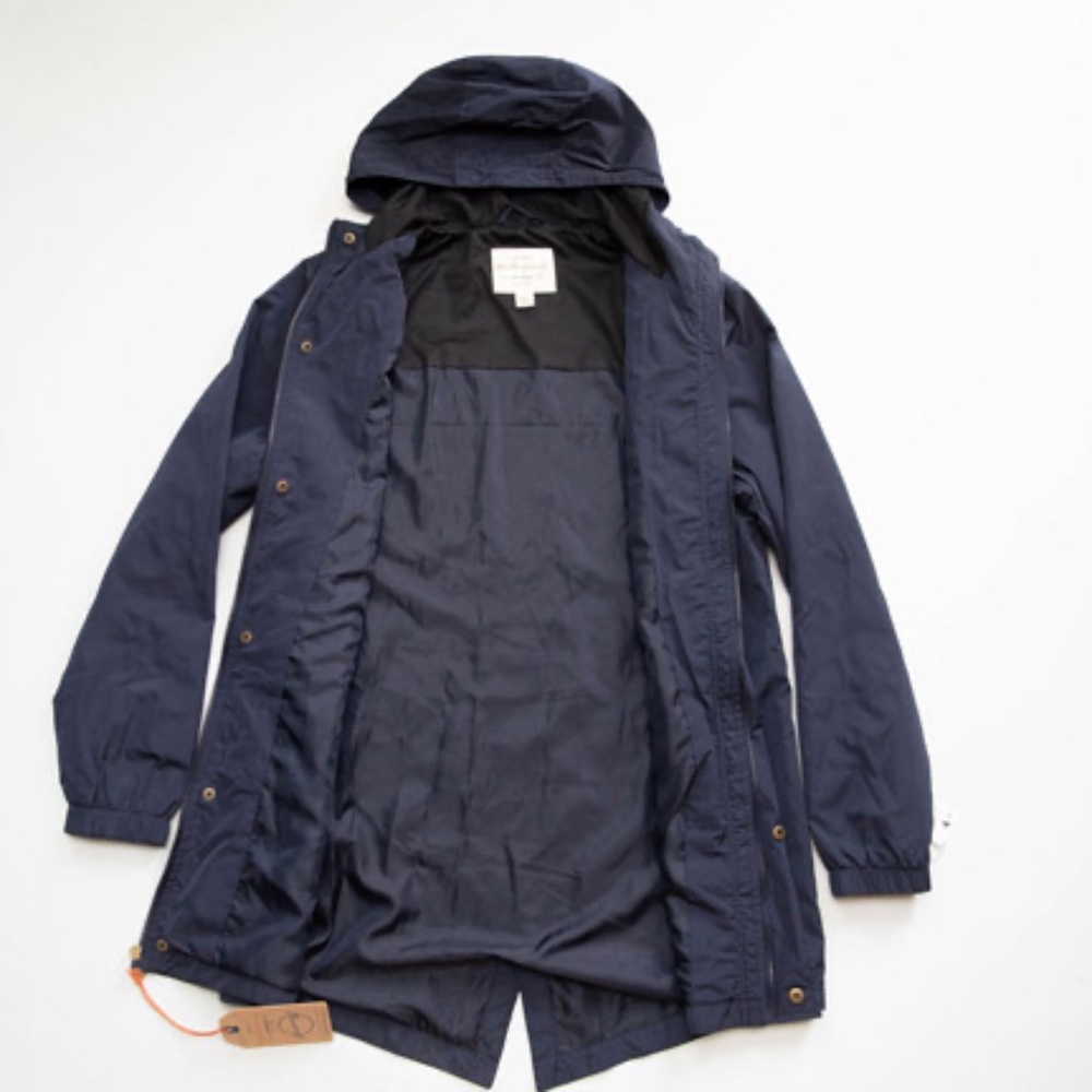 Weatherproof - Picture 2 of 9